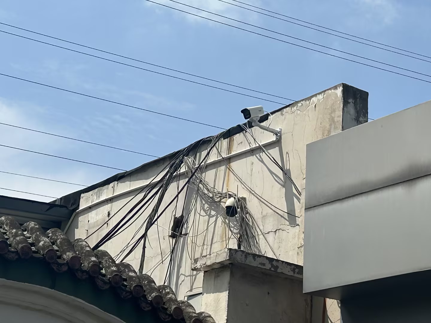 <b>[ 智慧工地监管系统：保安全 促生产 树文明 ]</b>